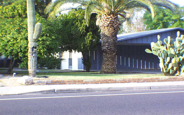 Geronimo Apartments in Phoenix, AZ - Building Photo