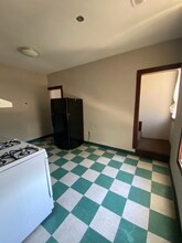 2454 River Rd in Cincinnati, OH - Foto de edificio - Building Photo