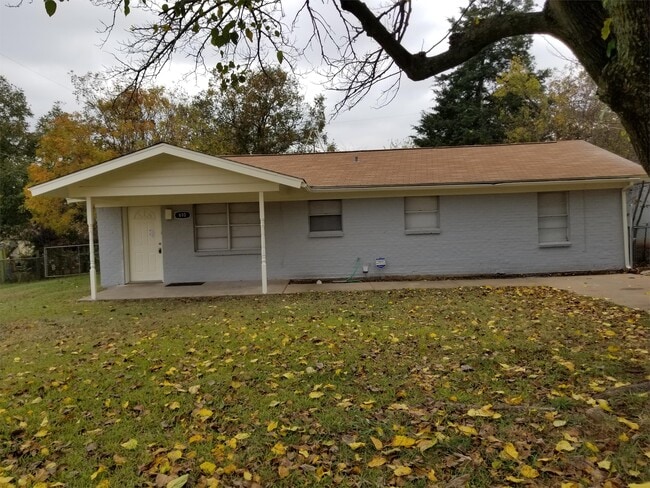 property at 610 E Water St