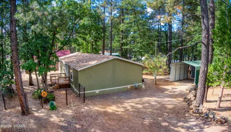 4322 Mark Twain Dr in Pinetop, AZ - Foto de edificio