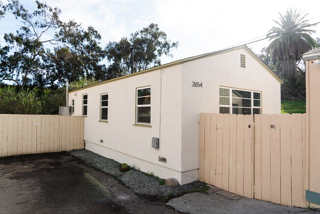2654 F St in San Diego, CA - Building Photo - Building Photo