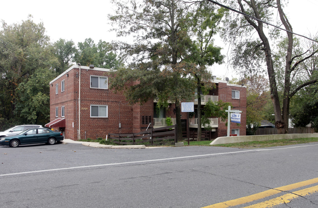 Candlewood Apartments in Bladensburg, MD - Building Photo