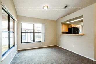 1018 Henson Ct in Oviedo, FL - Foto de edificio - Building Photo