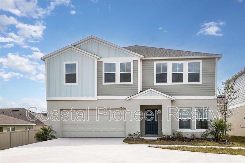 12831 Canter Call Rd in Lithia, FL - Building Photo