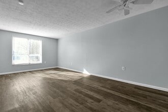 2162 Fitzroy Dr in Columbus, OH - Building Photo - Building Photo