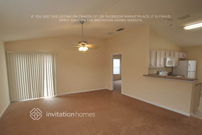 1872 Pineta Cove Drive in Middleburg, FL - Foto de edificio - Building Photo