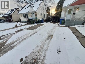 1317 Rankin Ave in Windsor, ON - Building Photo - Building Photo