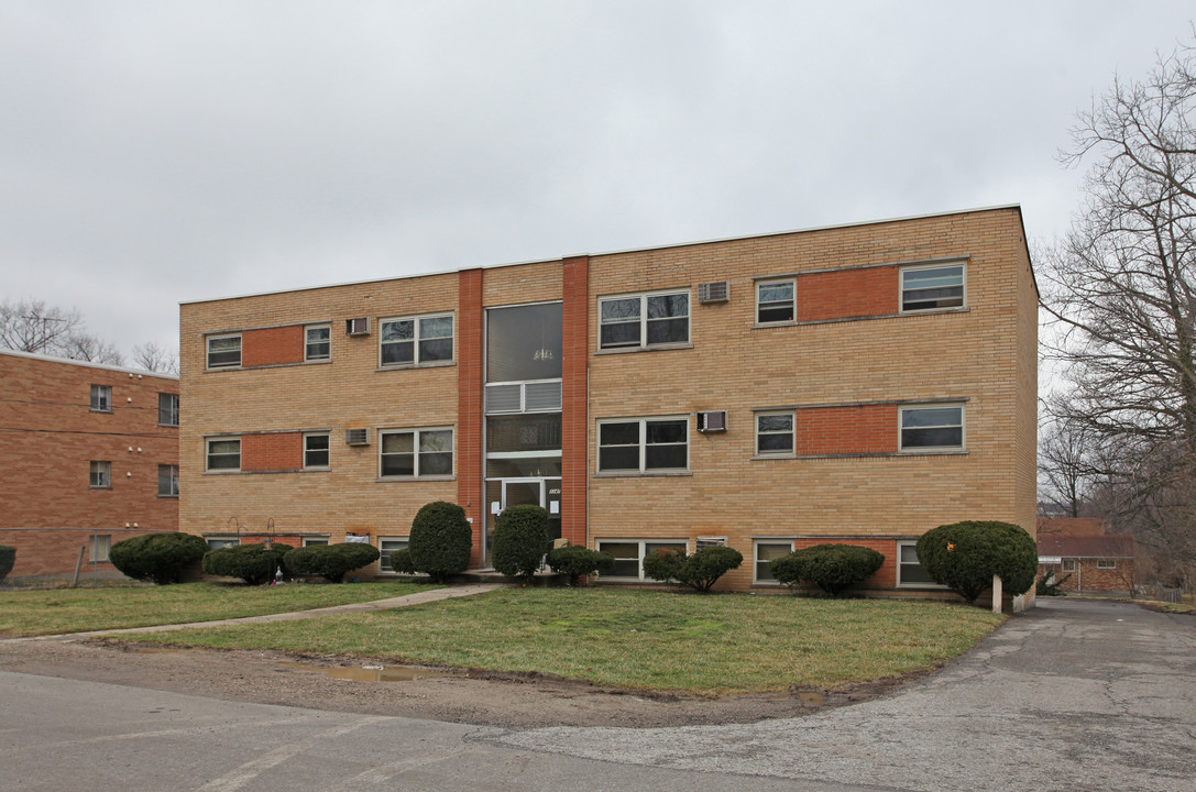 Stanhope Apartments in Cincinnati, OH - Foto de edificio