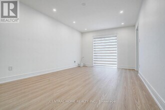 36 Sherwood Forest Dr in Markham, ON - Building Photo - Building Photo