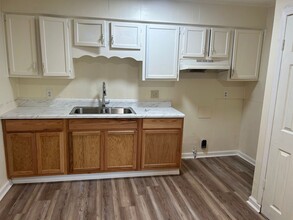 105 Cross St in Jacksonville, AR - Building Photo - Building Photo