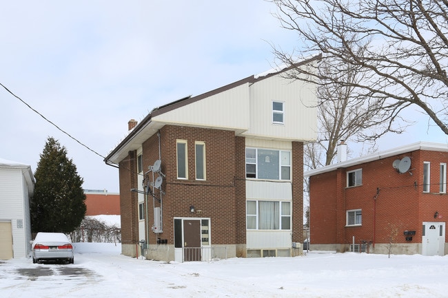 399 Southill Dr in Kitchener, ON - Building Photo - Primary Photo