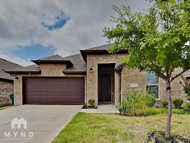 property at 552 Bradley Dr