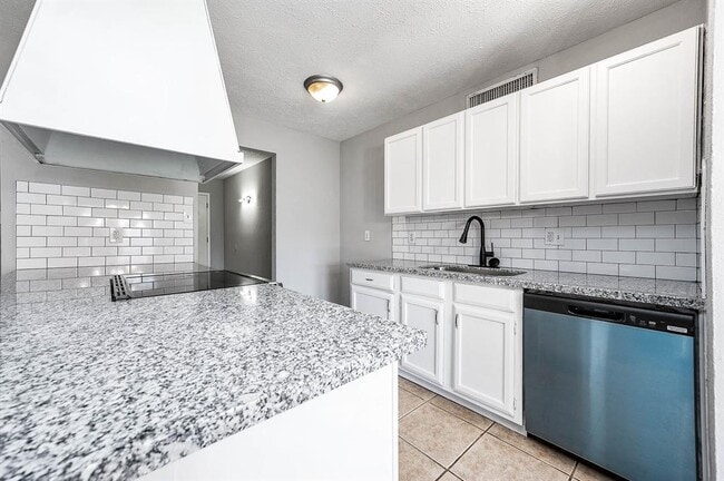 property at 17611 Poppy Trails Ln