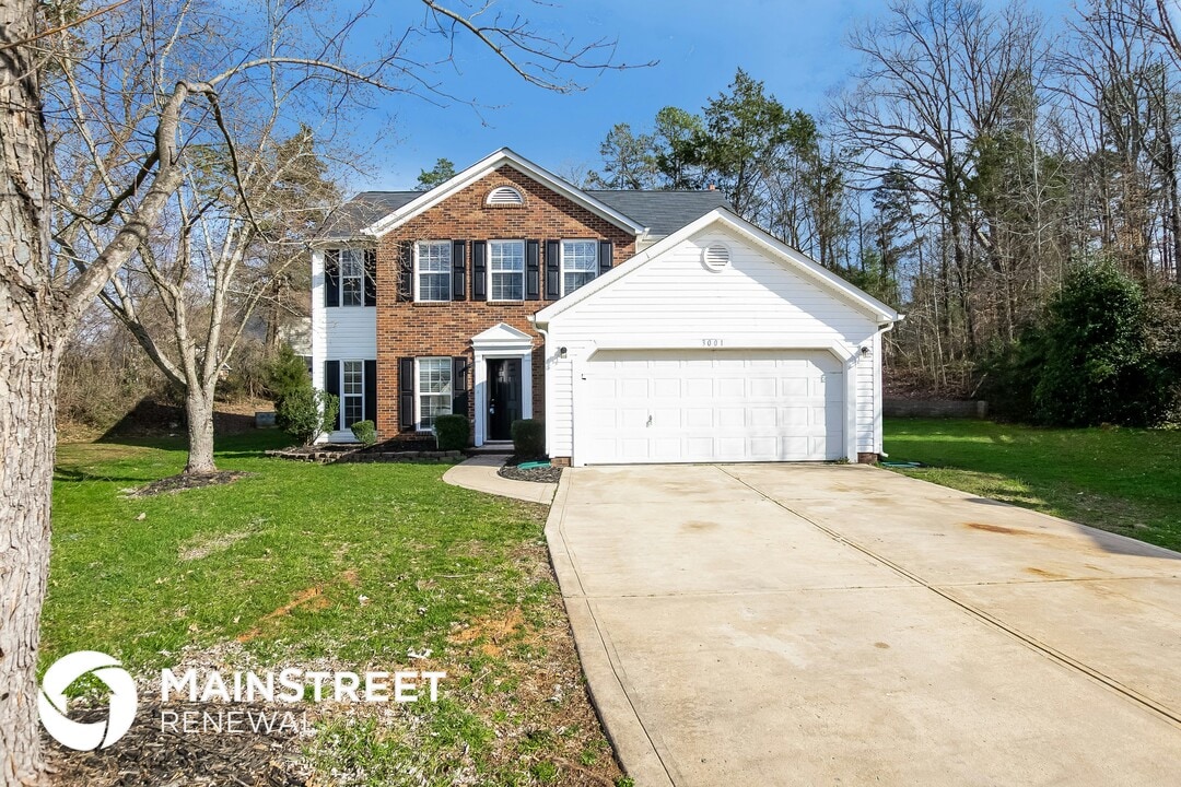 3001 Edmonton Pl in Charlotte, NC - Building Photo