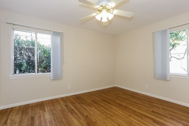 1750 Grevelia St, Unit 8
