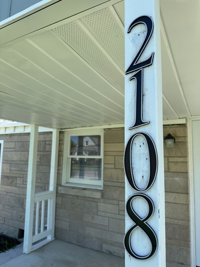 2108 S Grant St in Muncie, IN - Building Photo - Building Photo