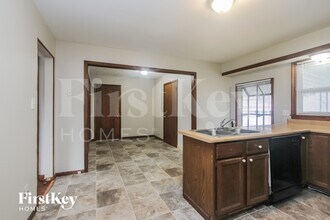 311 N Boehning St in Indianapolis, IN - Foto de edificio - Building Photo