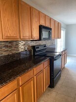 4636 Rainmaker Dr in New Bern, NC - Building Photo