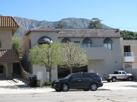3933 Foothill Blvd in Glendale, CA - Building Photo