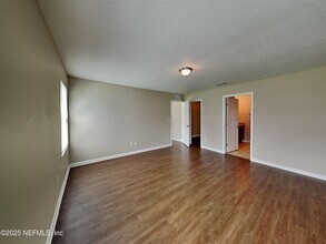 7063 Camfield Landing Dr in Jacksonville, FL - Building Photo - Building Photo