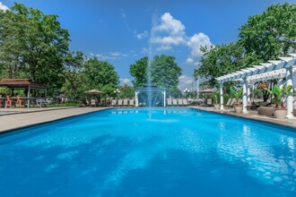 Stratford Chase in Westerville, OH - Foto de edificio - Building Photo