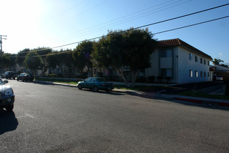 Driftwood Apartments in Carpinteria, CA - Building Photo - Building Photo