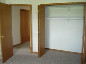 1114 Mark Ave, Unit 1/2 in Tomah, WI - Building Photo - Building Photo
