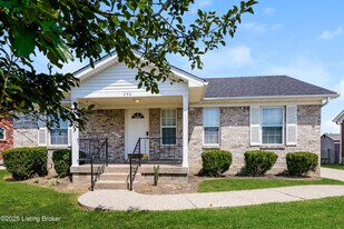 246 Beech Cliff Cir in Shepherdsville, KY - Building Photo