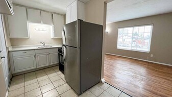 1617-1621 S 38th St in San Diego, CA - Building Photo