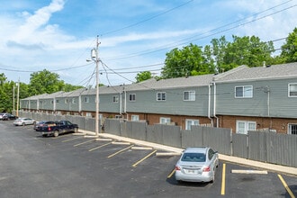 The Bend at Hayes in Delaware, OH - Foto de edificio - Building Photo