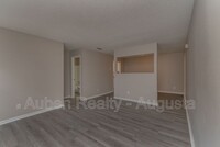 1546 Hamilton Dr photo'