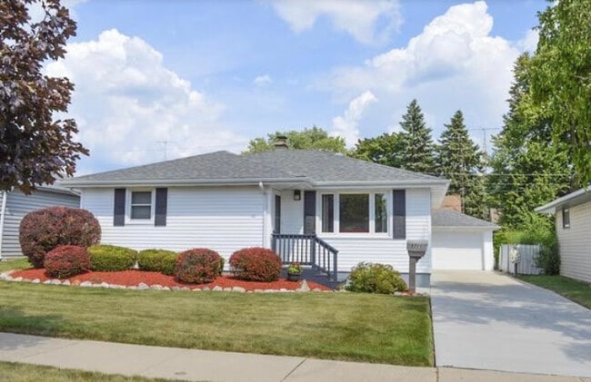 property at 5711 42nd Ave