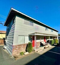 1658 Idlewild Dr in Reno, NV - Building Photo - Building Photo