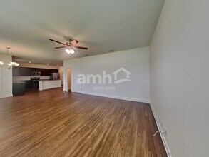 337 Crestrun Loop in Leesburg, FL - Building Photo - Building Photo