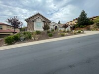 860 Eagle Ridge Cir in Folsom, CA - Building Photo - Building Photo