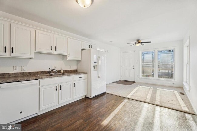 98 N Bacton Hill Rd in Malvern, PA - Building Photo - Building Photo