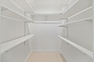 4530 T C Jester Blvd in Houston, TX - Building Photo