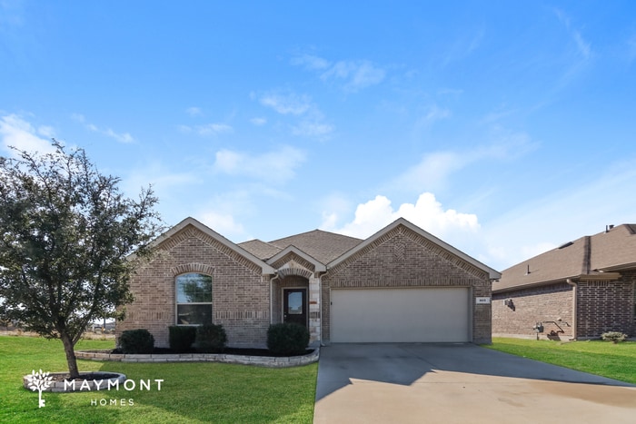 803 Silverbell St in Princeton, TX - Building Photo