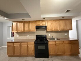 53 Osborne Terrace in Newark, NJ - Building Photo