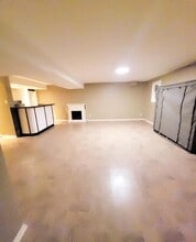 1198 Chancellor Dr in Winnipeg, MB - Building Photo - Building Photo