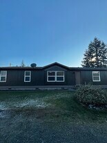 208 N Central St in Sedro Woolley, WA - Building Photo