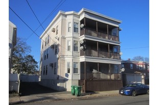 25 Woodman St Apartments