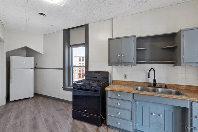 property at 319 N Salina St