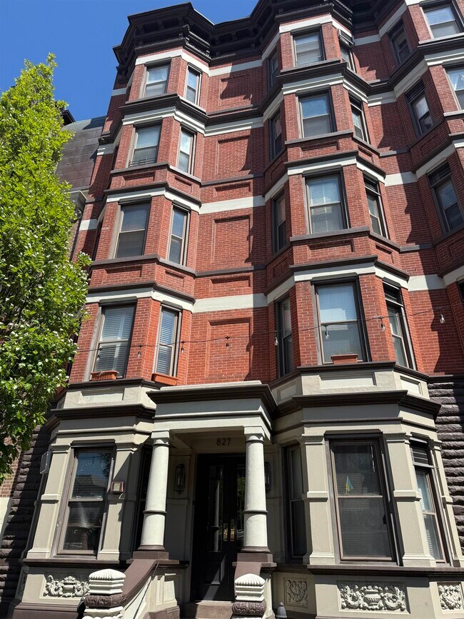 827 Washington St in Hoboken, NJ - Building Photo - Building Photo