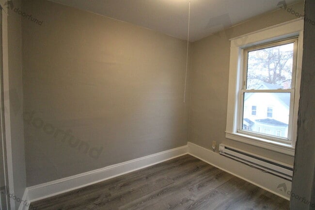 10 Arch St in Laconia, NH - Building Photo - Building Photo