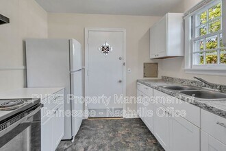 2008 26th Ave N in Nashville, TN - Building Photo - Building Photo