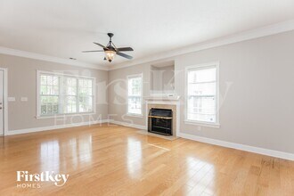 15824 Robins Way in Huntersville, NC - Building Photo - Building Photo