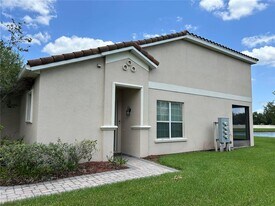 2130 Falmouth Ct in Kissimmee, FL - Building Photo