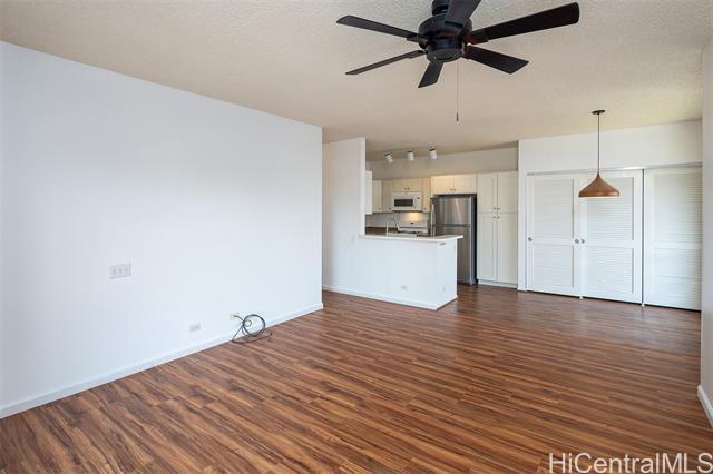 property at 91-525-525 Puamaeole St