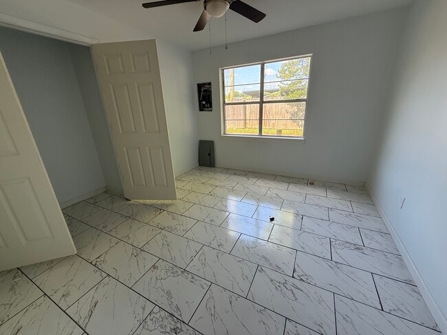 3563 Southern Ave, Unit 21 in Memphis, TN - Building Photo - Building Photo